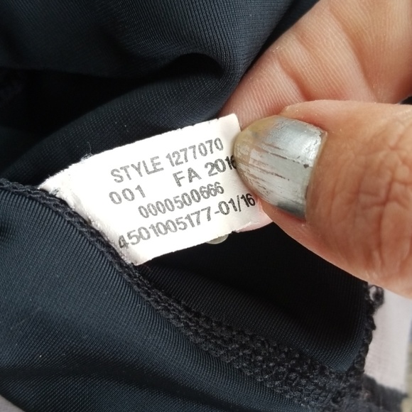 under armour sports bra size small - Picture 3 of 5